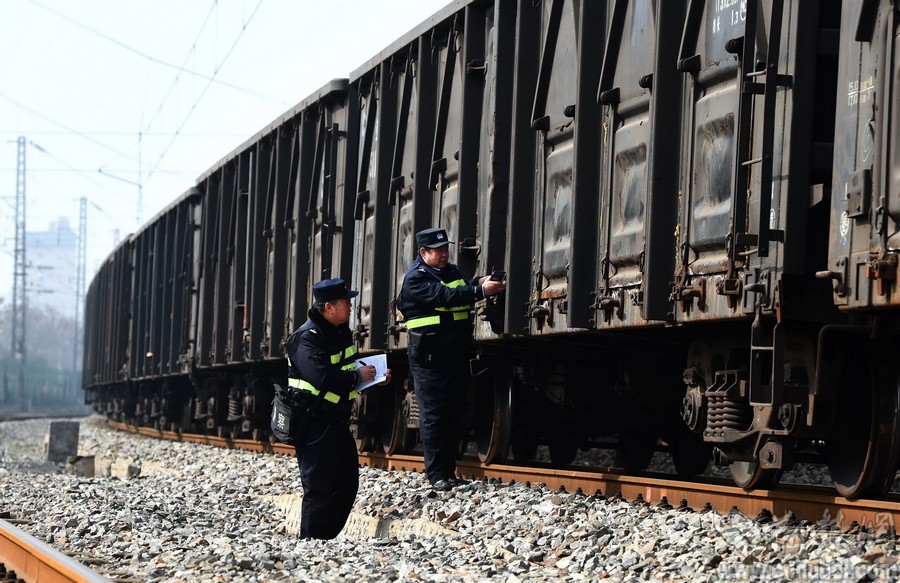 hth华体官方下载app