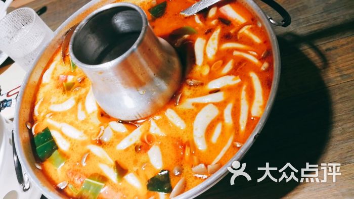 hth华体-中国商务广告协会李西沙会长莅临泰一指尚杭州总部(图2) hth华体