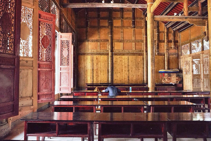 hth华体官方下载app